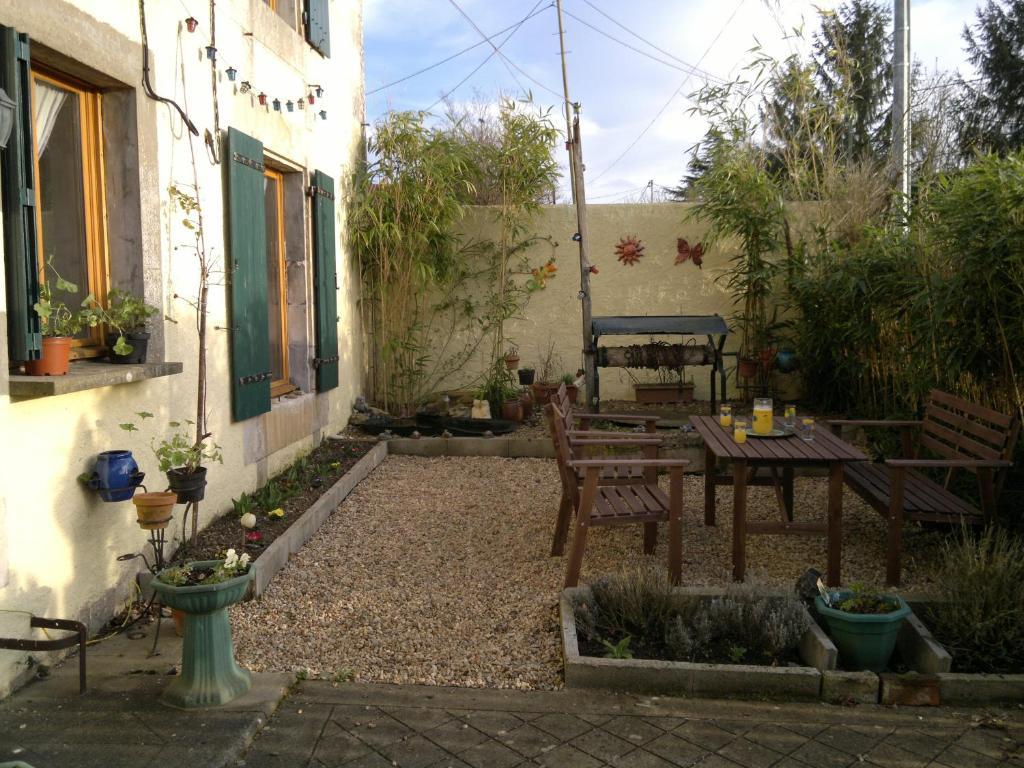 La Maison Jaune Panzió Bouresse Kültér fotó